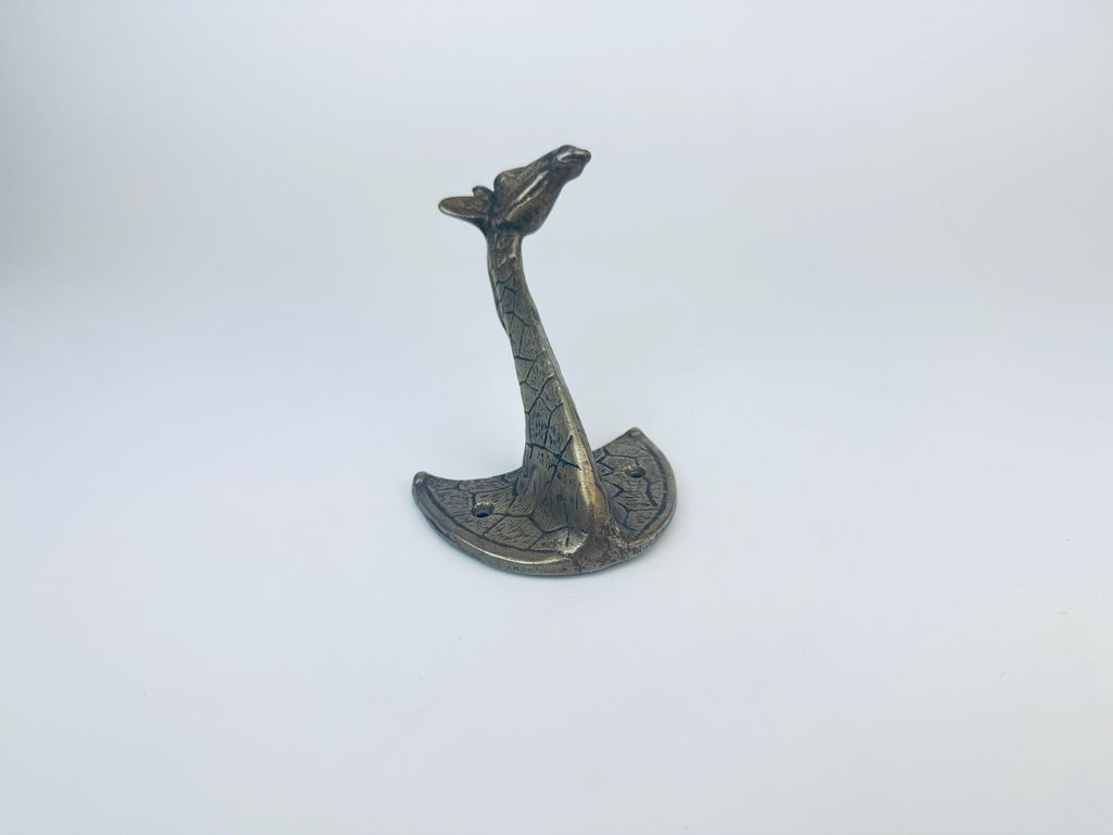 Product image for 'vintage solid brass giraffe wall mounted hook attractive aged metal patina' (view e0c724)