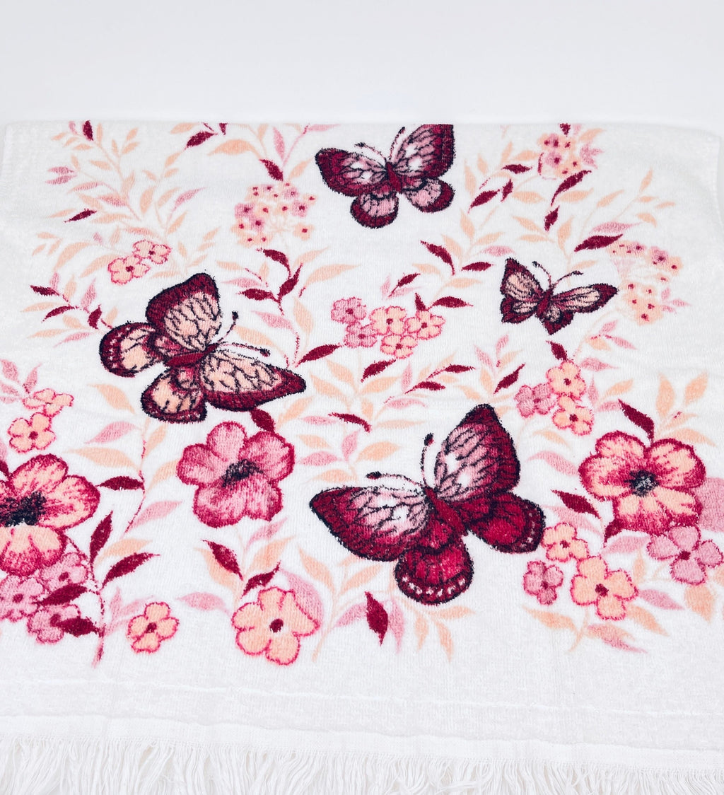 Product image for 'vintage cambridge butterfly floral bath hand towels cotton polyester blend made in canada' (view 8b00d2)