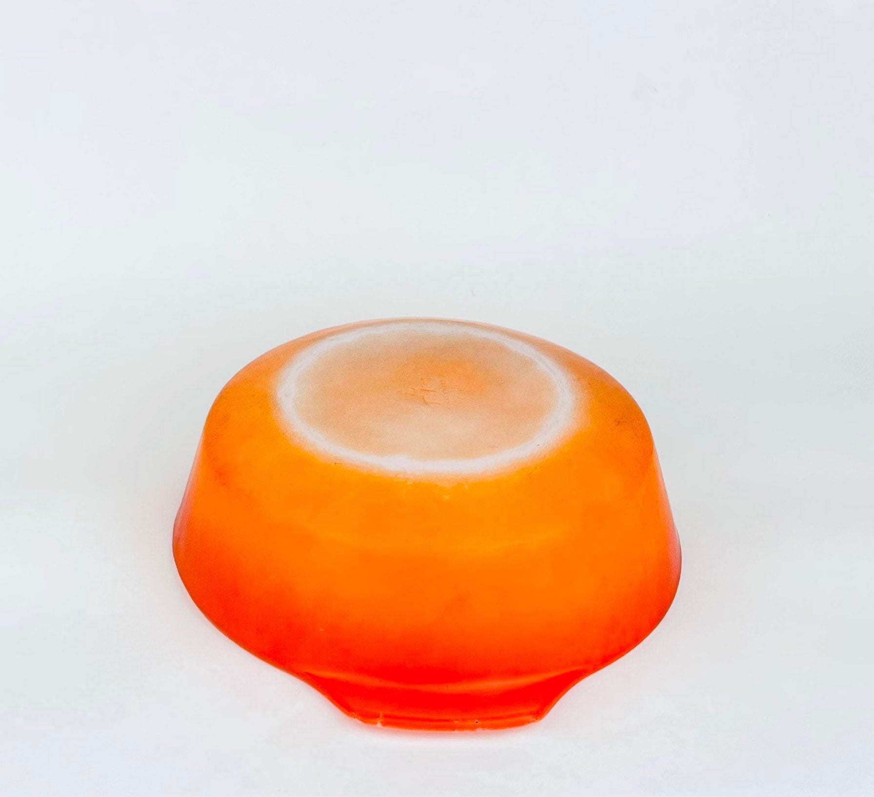 Product image for 'vintage orange ombre glass casserole dish 437 1 1 2 qt fire king anchor hocking made in usa' (view c519d2)