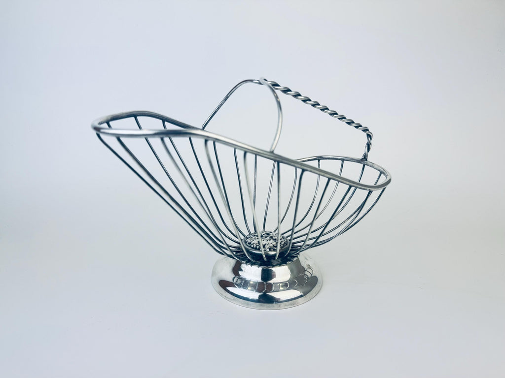 Product image for 'vintage ornate silverplated wine bottle basket caddy grape leaf motif made in italy' (view 32b07c)