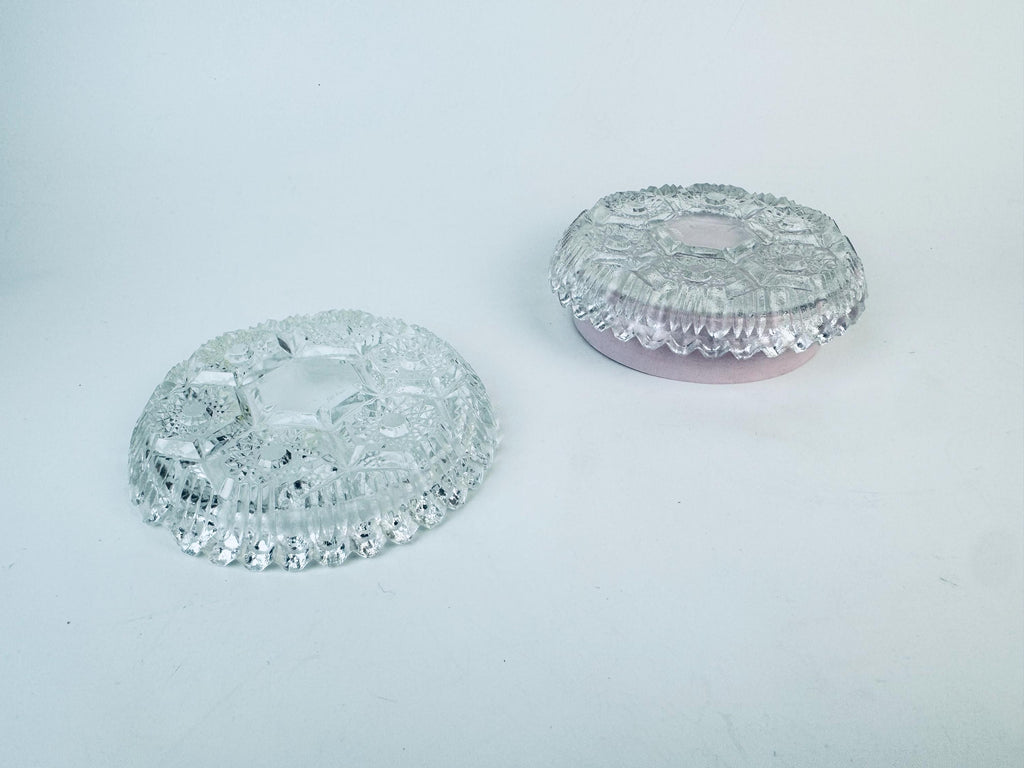 Product image for 'vintage clear glass ashtray trinket dishes set of 2 made in italy' (view ab307a)