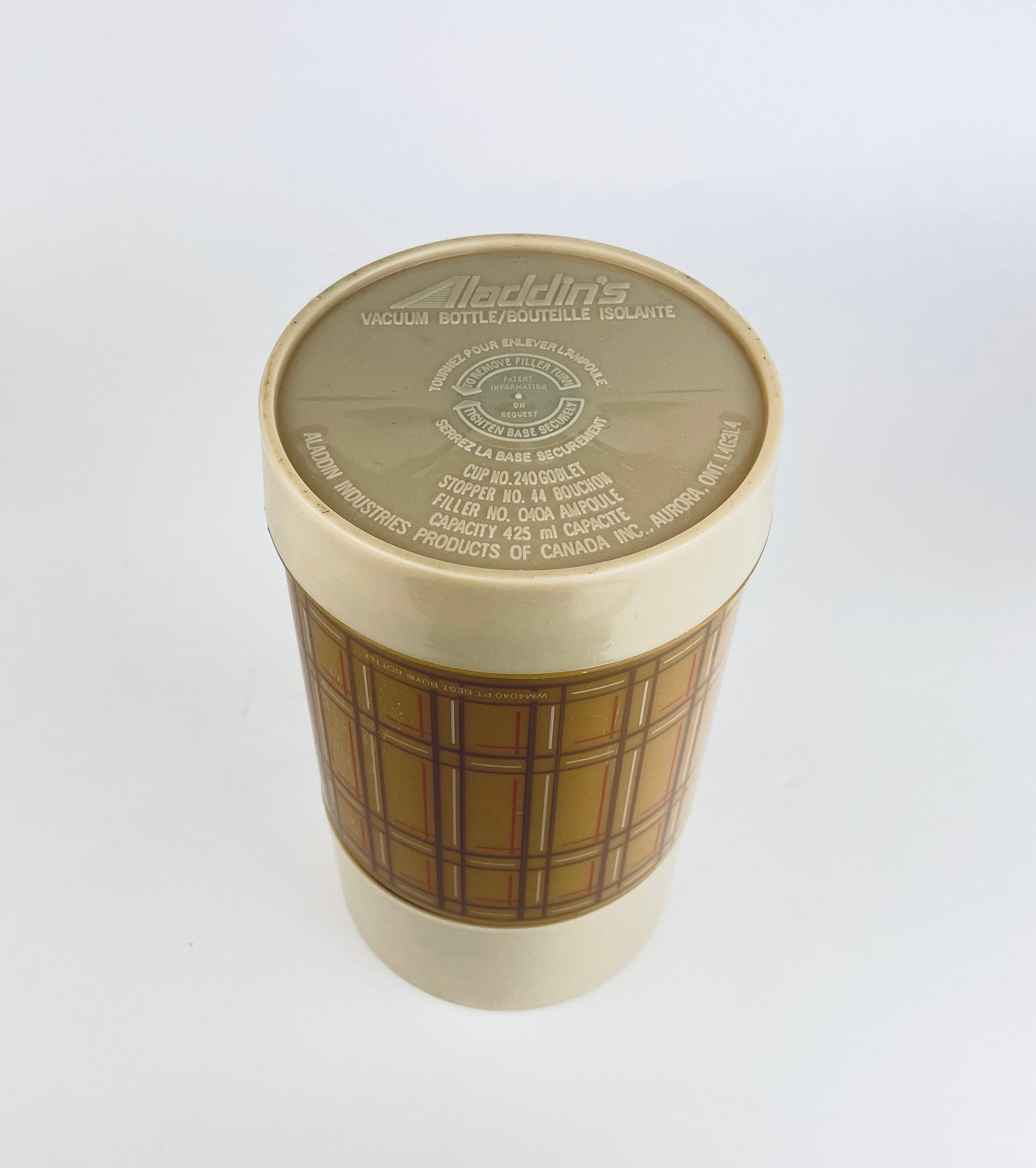 Product image for 'vintage plaid aladdin thermos insulated vacuum sealed jar perfect for camping hiking lunch 425 ml capacity' (view ef961b)