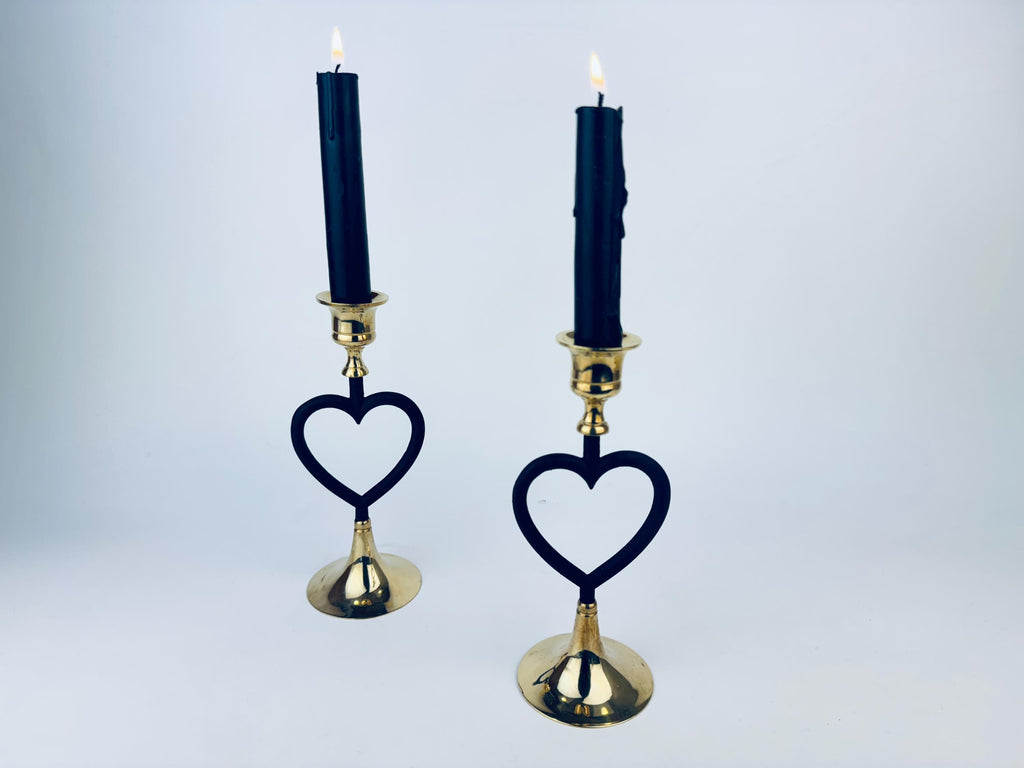Product image for 'vintage brass heart candlestick holders romantic mid century pair' (view 407beb)