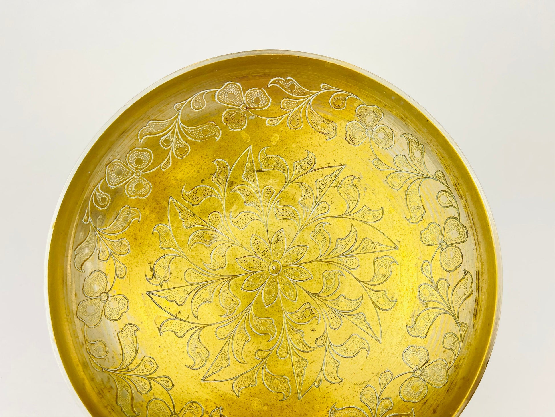 Product image for 'vintage round pedestal brass tray etched flower pattern' (view 5fa03f)