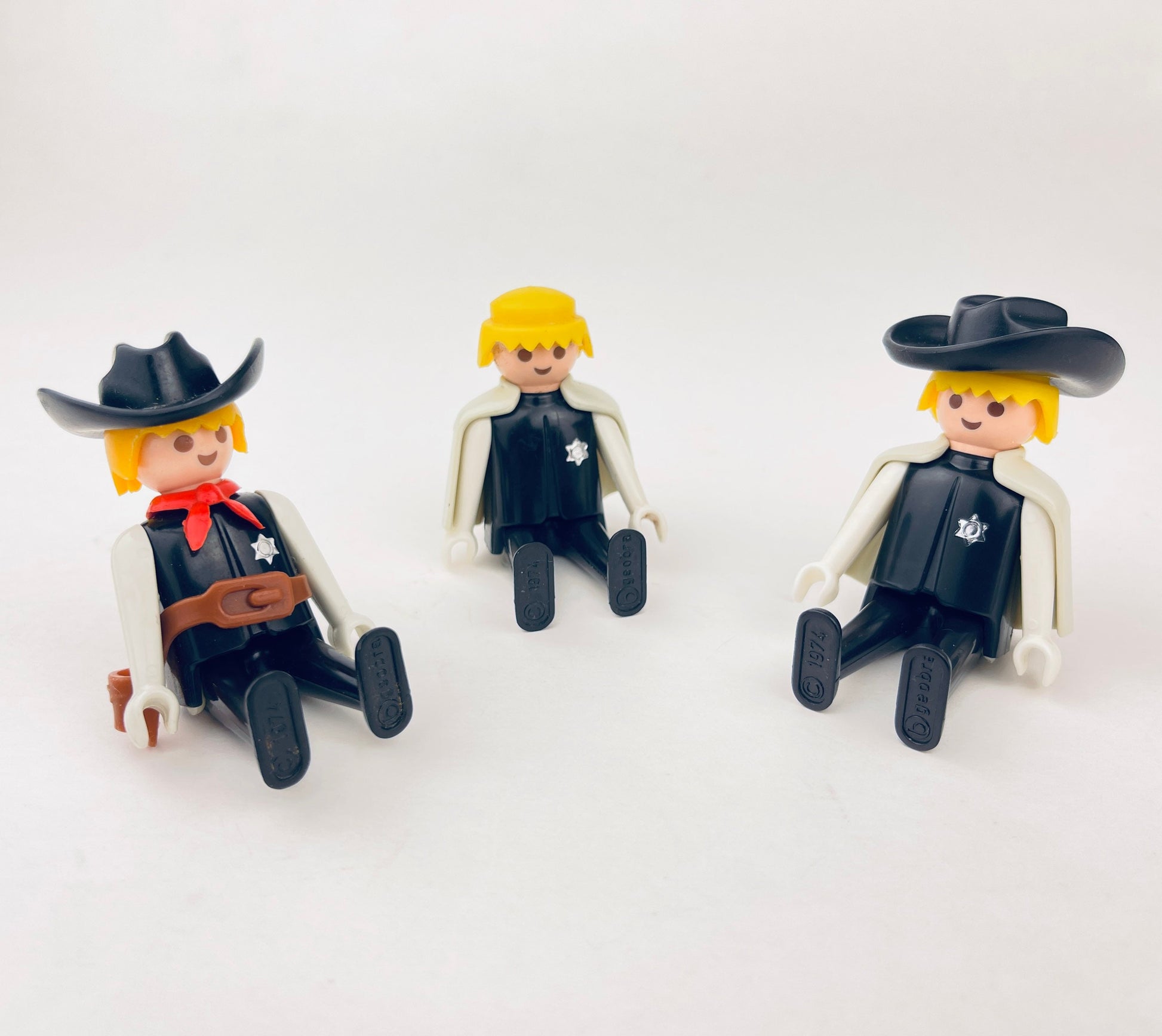 Product image for 'vintage 1974 playmobil geobra figurines timeless collectibles sold separately' (view 72b48f)
