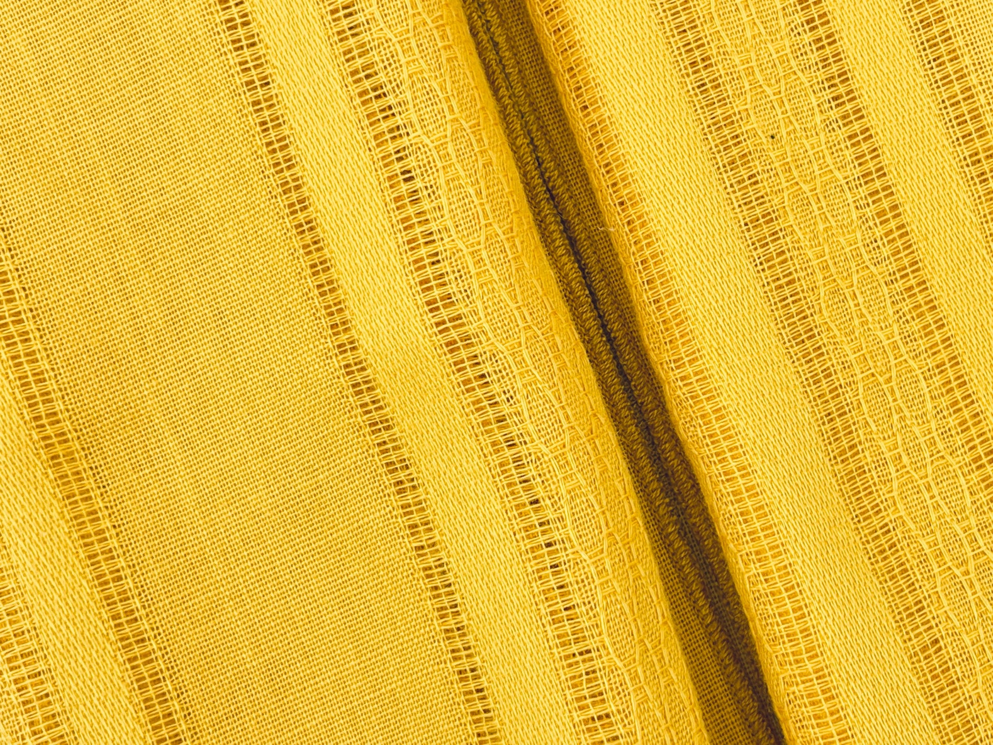 Product image for 'vintage golden yellow square placemats set of two 2' (view 26f8f5)