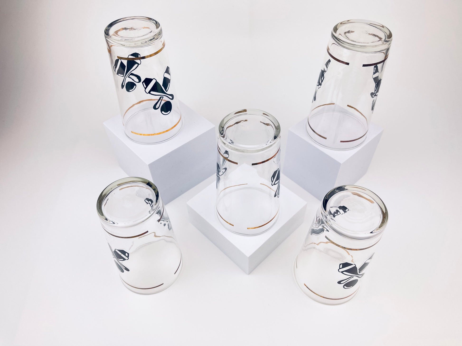Product image for 'vintage bowling federal glasses set of five 5 tall clear glass with gold black' (view 767557)