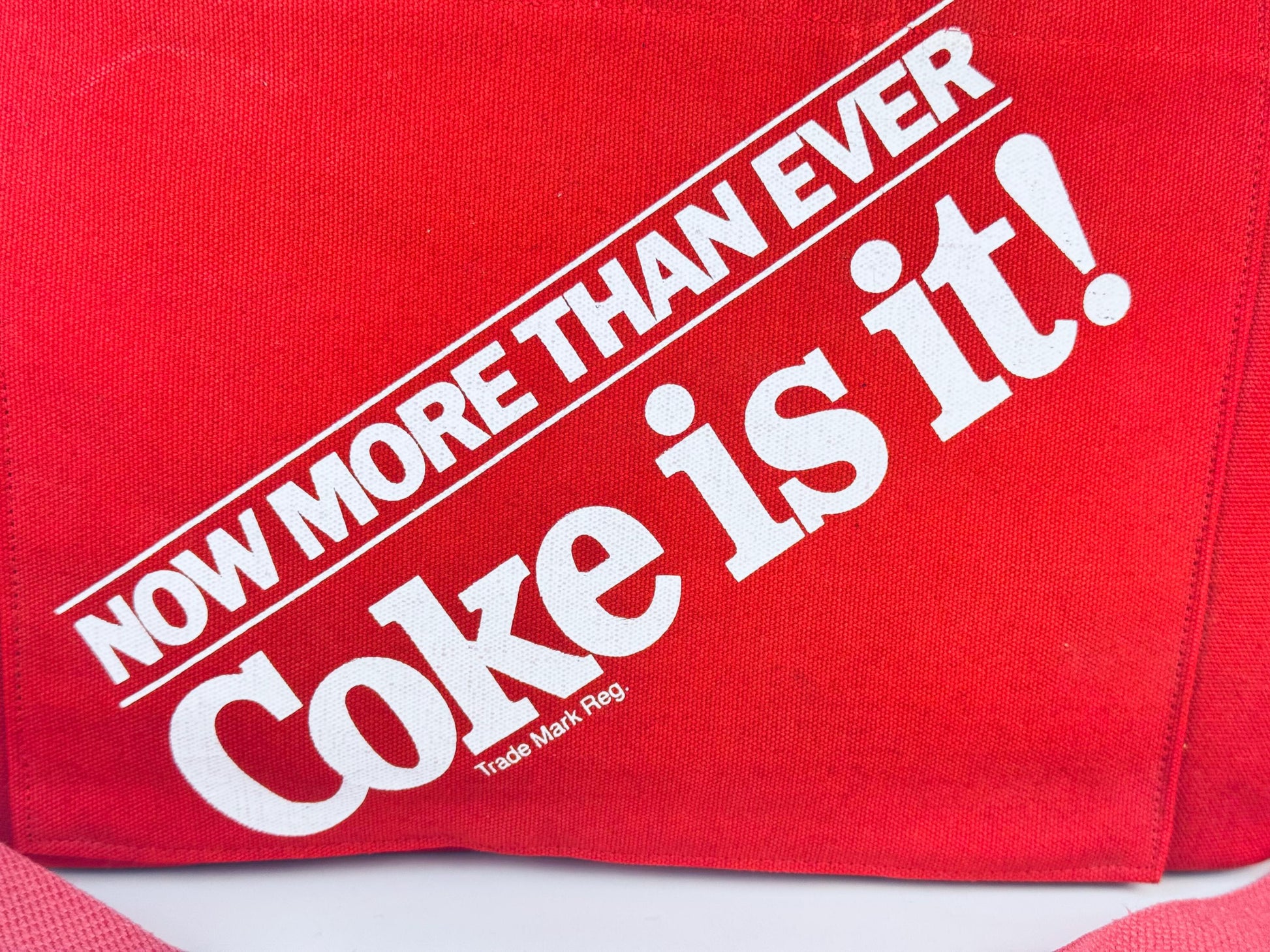 Product image for 'vintage 1980s coca cola bag coke is it retro shoulder tote' (view bdd832)