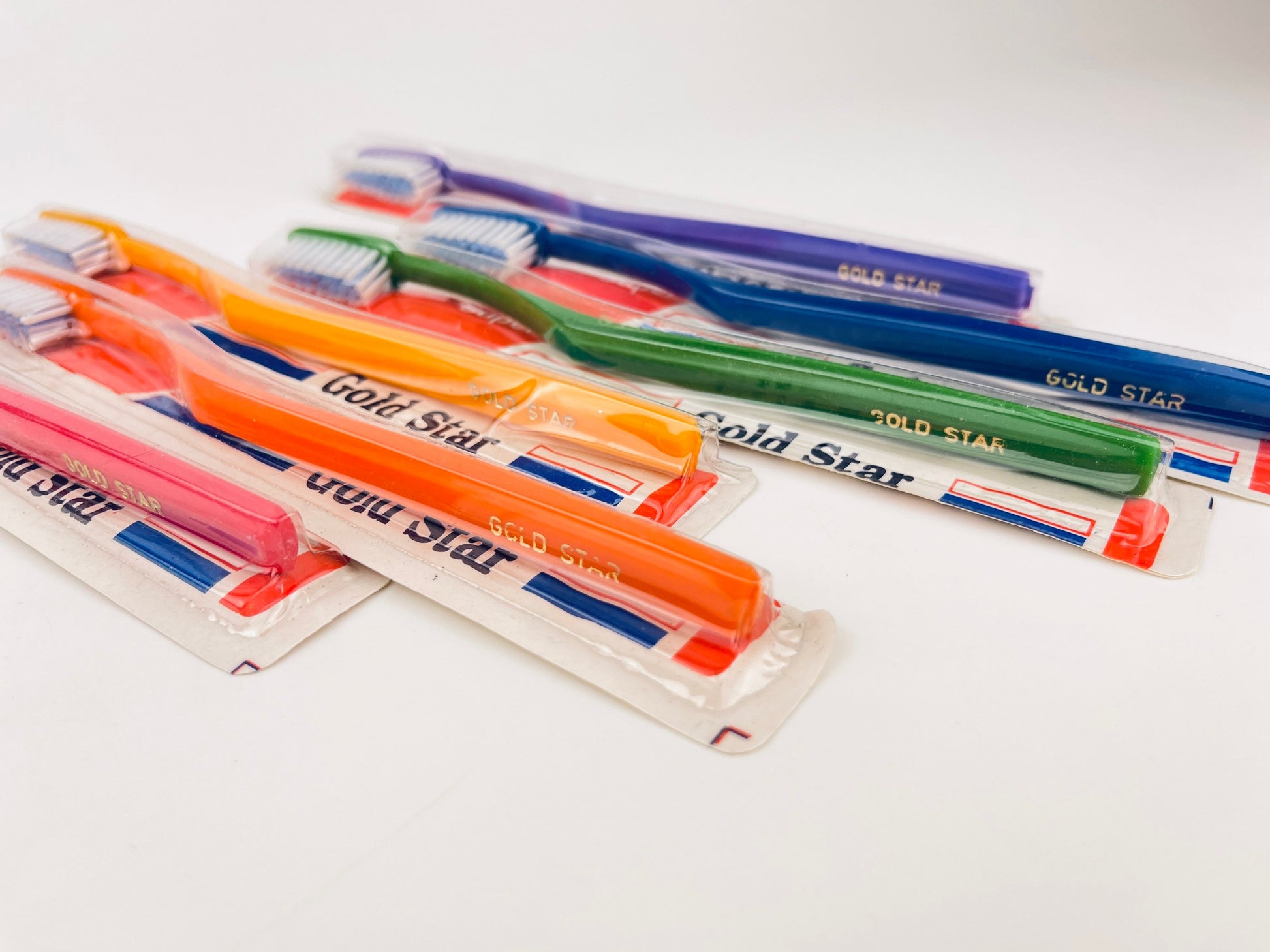 Product image for 'vintage gold star tooth brush new set of forty 40 sets sold separately' (view 85df1c)