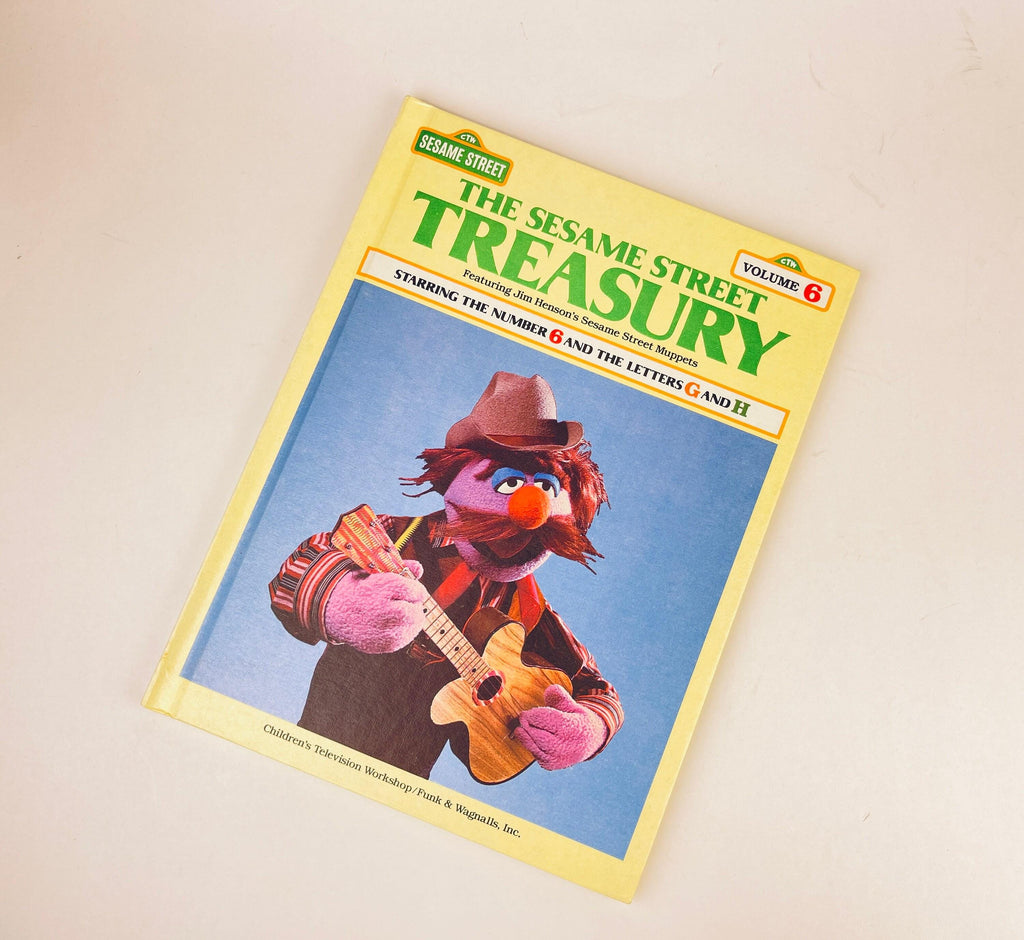 Product image for 'vintage the sesame street treasury hardcover books volumes sold separately' (view b1065f)