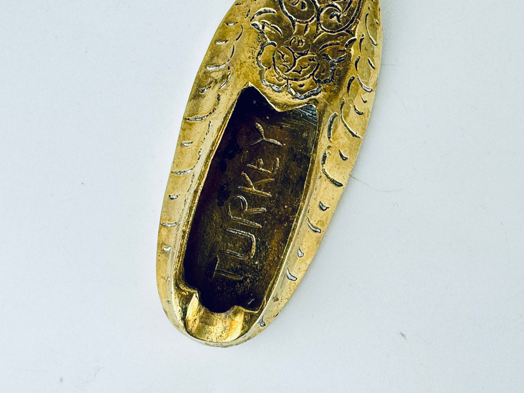 Product image for 'vintage etched brass slipper ashtray attractive aged metal patina made in turkey' (view 5aafc3)