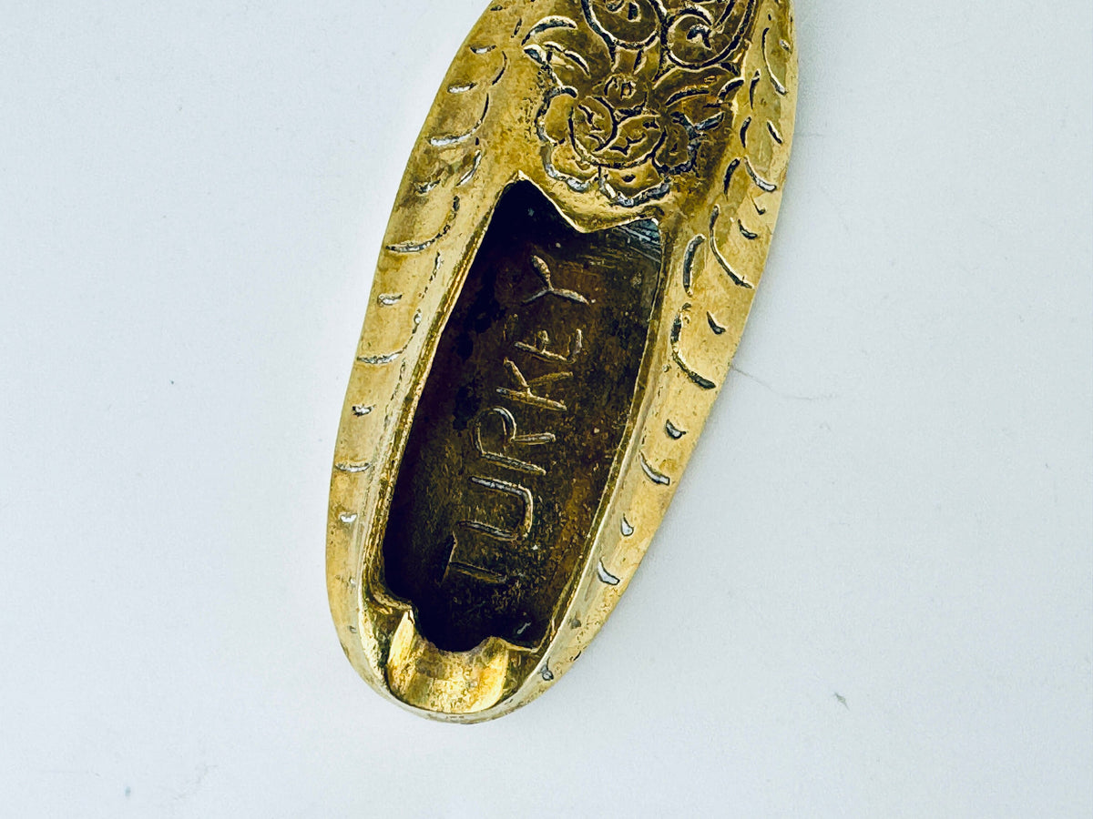 Product image for 'vintage etched brass slipper ashtray attractive aged metal patina made in turkey' (view 5aafc3)