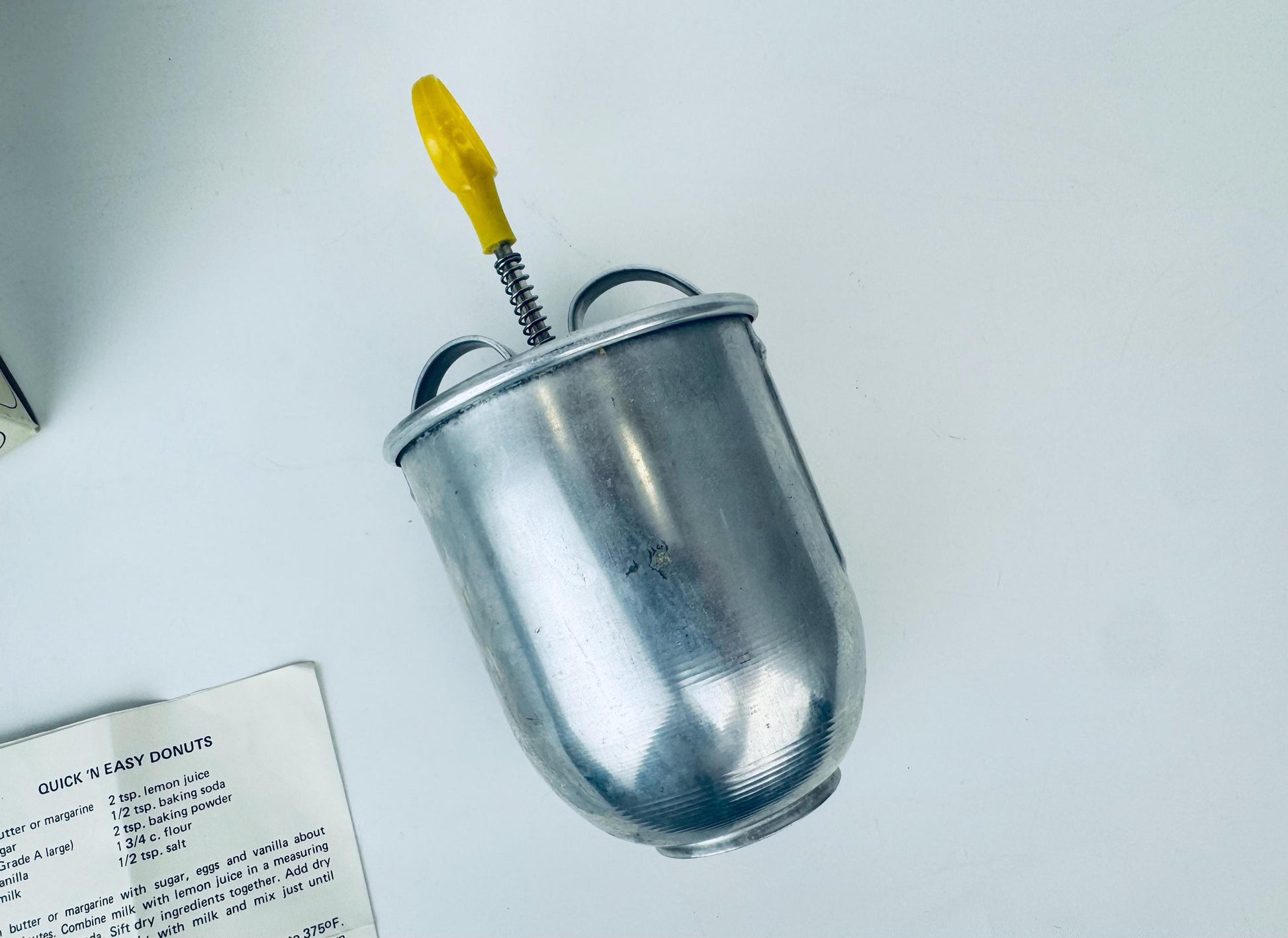 Product image for 'vintage donut waffle pancake maker dispenser' (view 898e80)