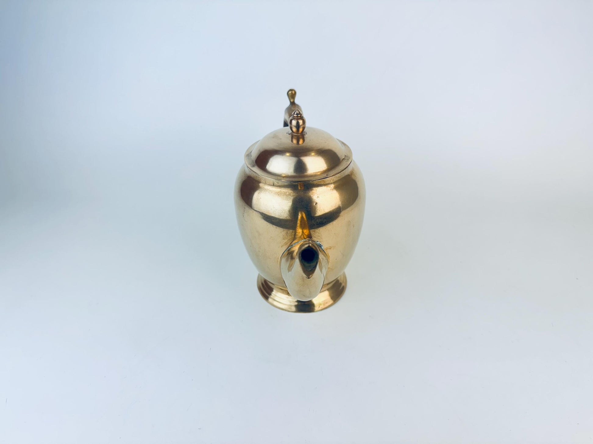 Product image for 'vintage solid brass wood handle teapot kettle' (view 1188ad)