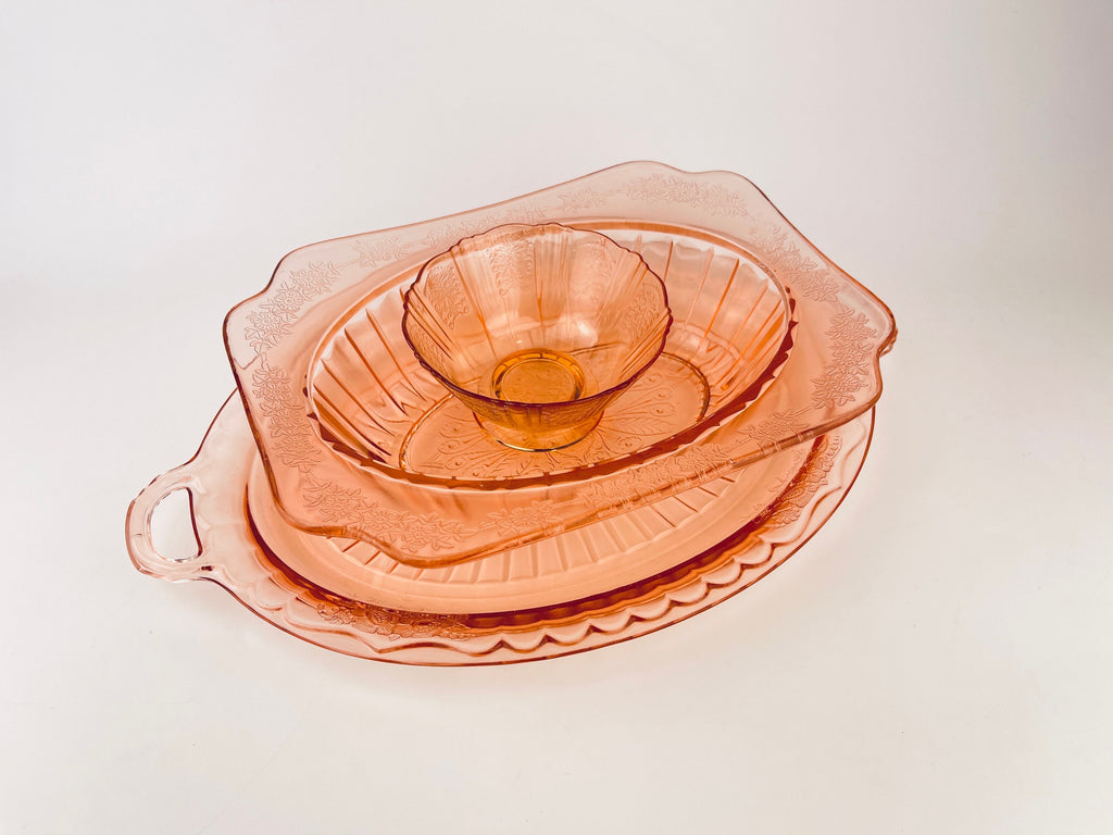 Product image for 'vintage pink sweetheart pattern depression glass macbeth evans sold separately' (view d67309)