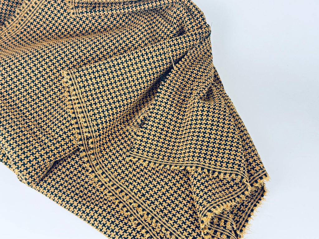 Product image for 'vintage brown black houndstooth thick woven jacquard polyester fabric 58 x 132' (view d81818)