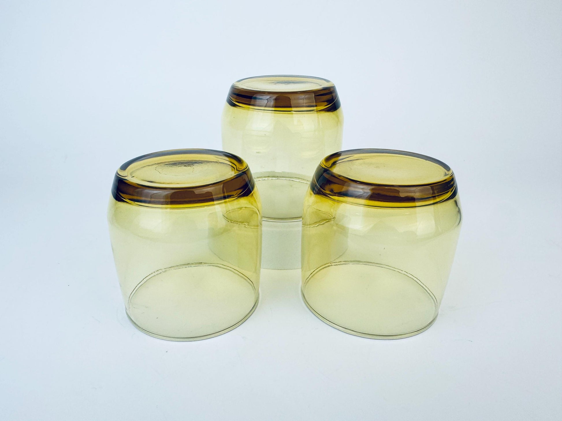 Product image for 'vintage anchor hocking amber lowball glasses set of three 3' (view b8a97f)