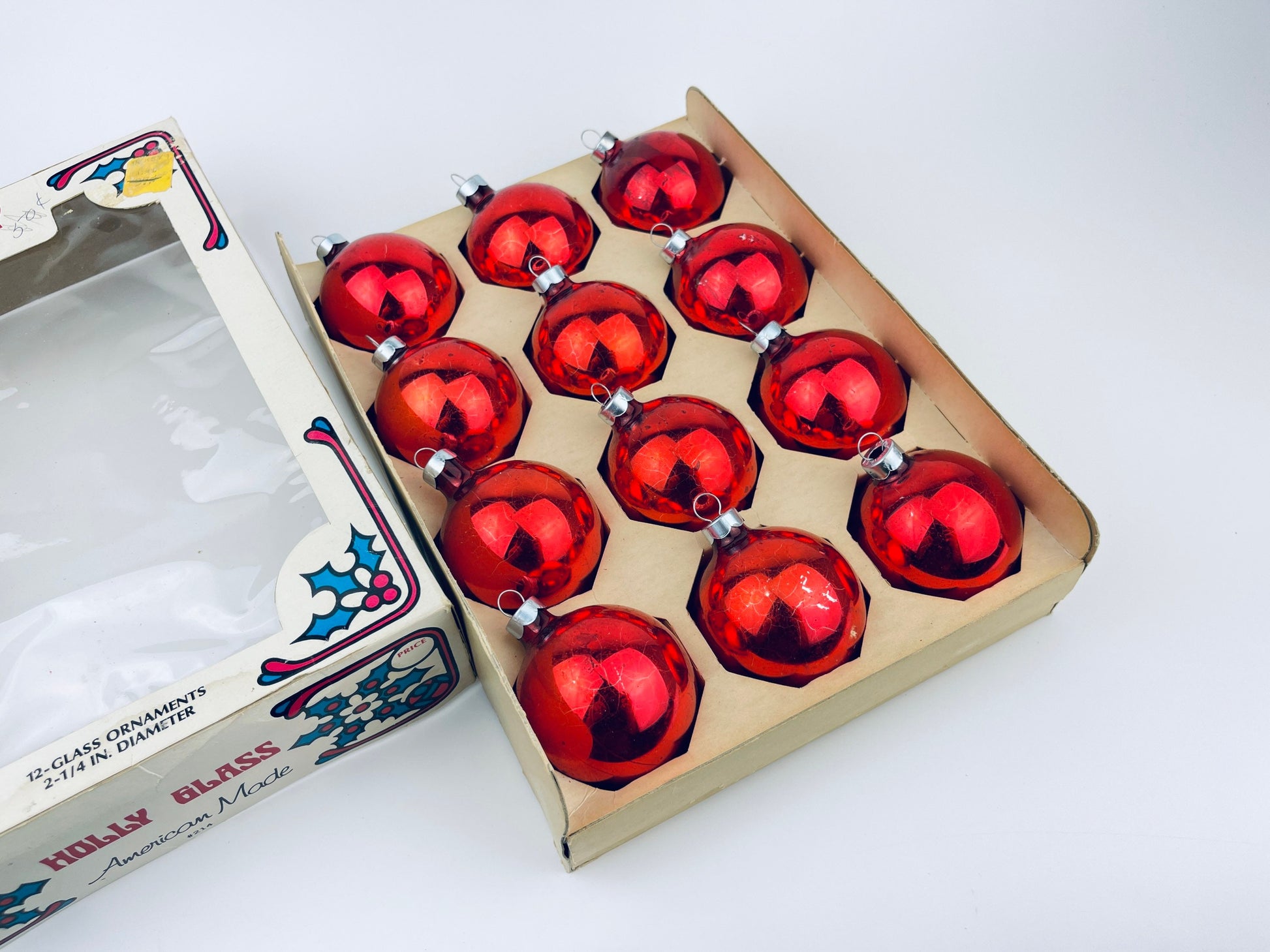 Product image for 'vintage red glass christmas tree ornaments set of twelve 12 american made by holly ornaments' (view 7fa7c9)
