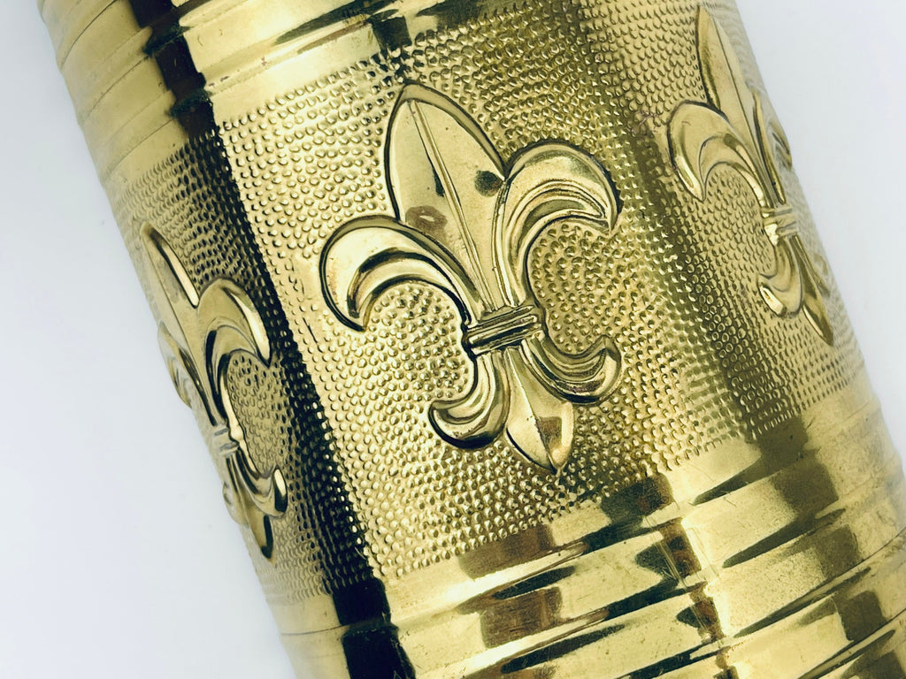 Product image for 'vintage brass fleur de lis match holder wall pocket attractive aged metal patina made in japan' (view f844c0)