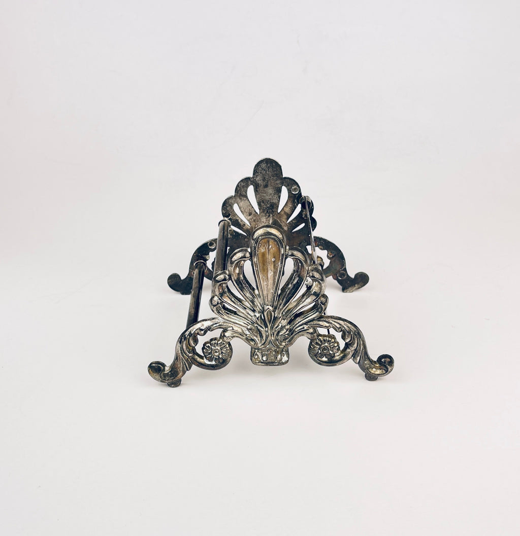 Product image for 'vintage hollywood regency silver knife holder ornate mid century kitchen accent' (view 6f34d0)