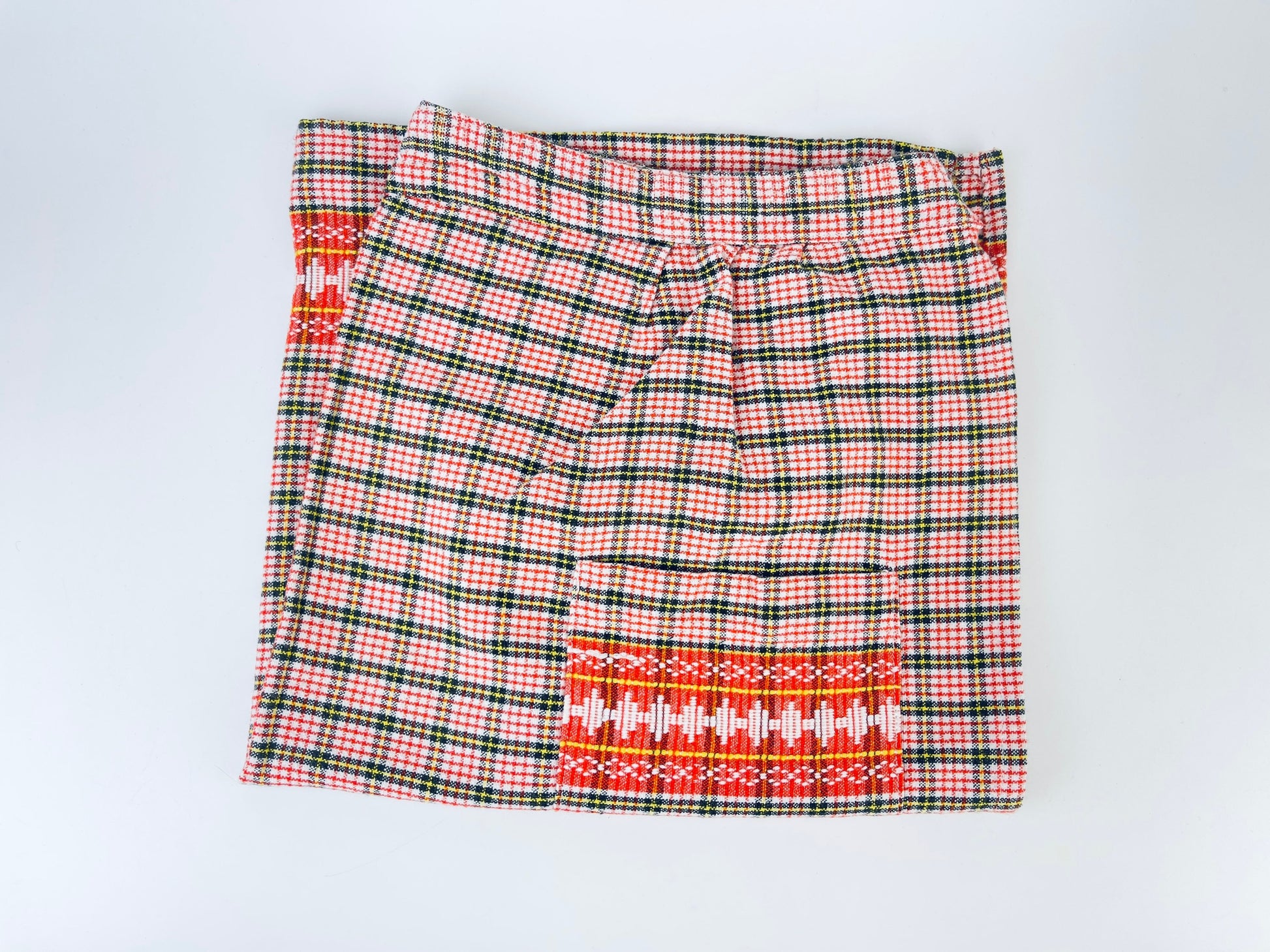 Product image for 'vintage red white plaid dual pocket waist apron' (view 0756be)