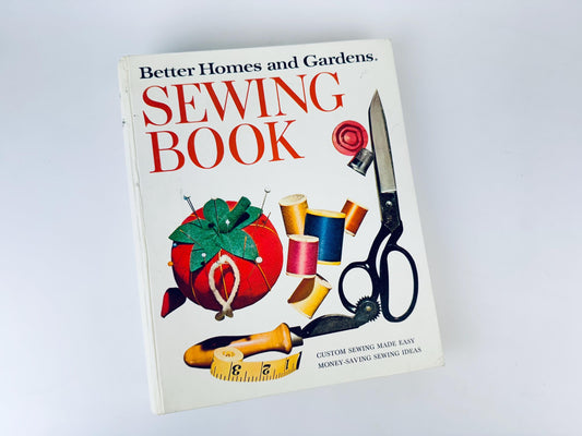 Product image for 'vintage better homes gardens sewing hardcover book fourth printing 1970 made in usa' (view 5072f7)