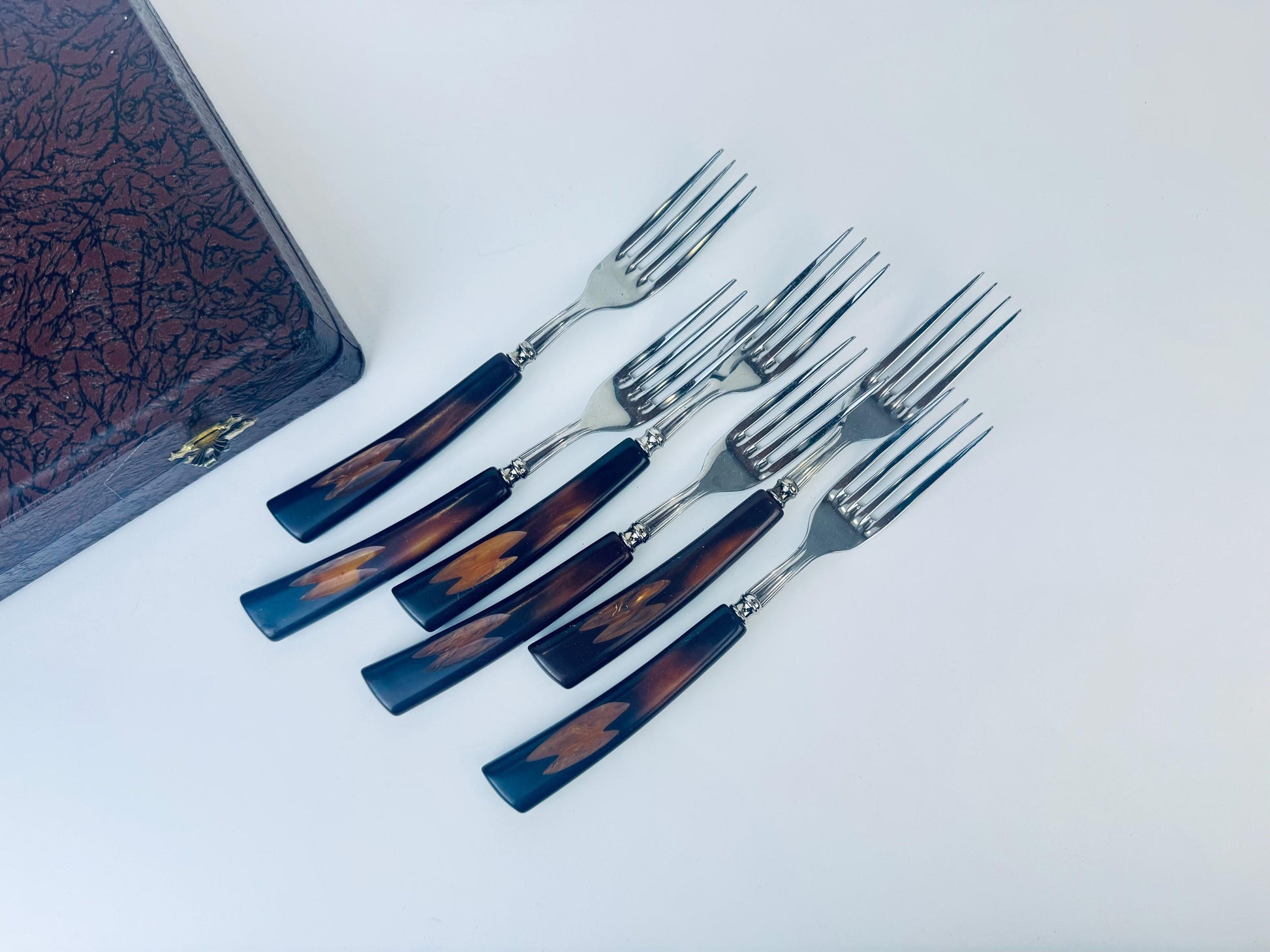 Product image for 'vintage gh glo hill fork set stainless steel bakelite handle set set of six 6' (view 59b712)