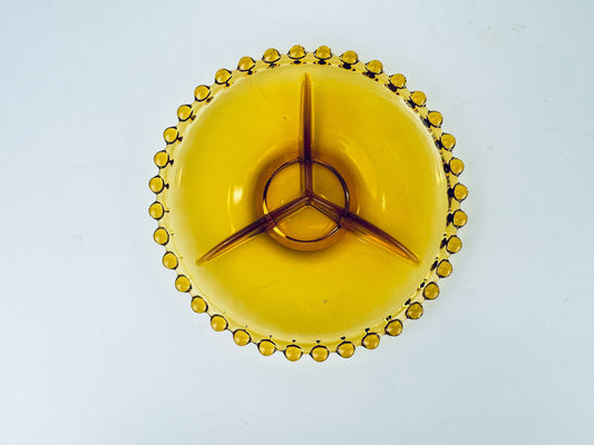 Product image for 'vintage amber candlewick boopie rimmbed glass divided nut dish plate 6' (view 47648b)