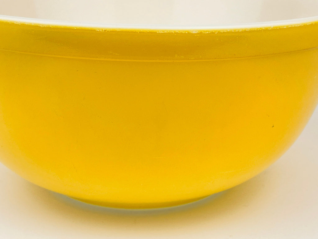 Product image for 'vintage pyrex yellow mixing bowl 1970s opal glass friendship kitchen bowl mid century cookware' (view 6a76b8)