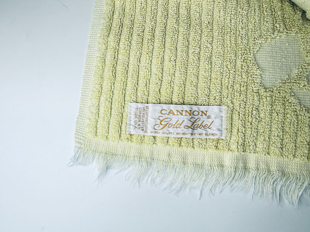 Product image for 'vintage pale yellow rose floral fringe bath shower towel cannon gold label made in usa' (view 15d88a)