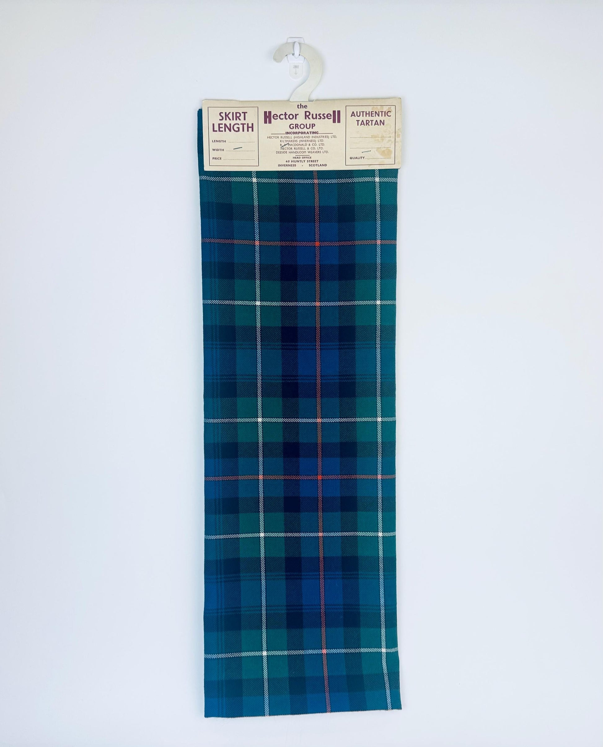 Product image for 'vintage authentic tartan plaid wool kilt fabric made in scotland the hector russell group' (view 63b220)