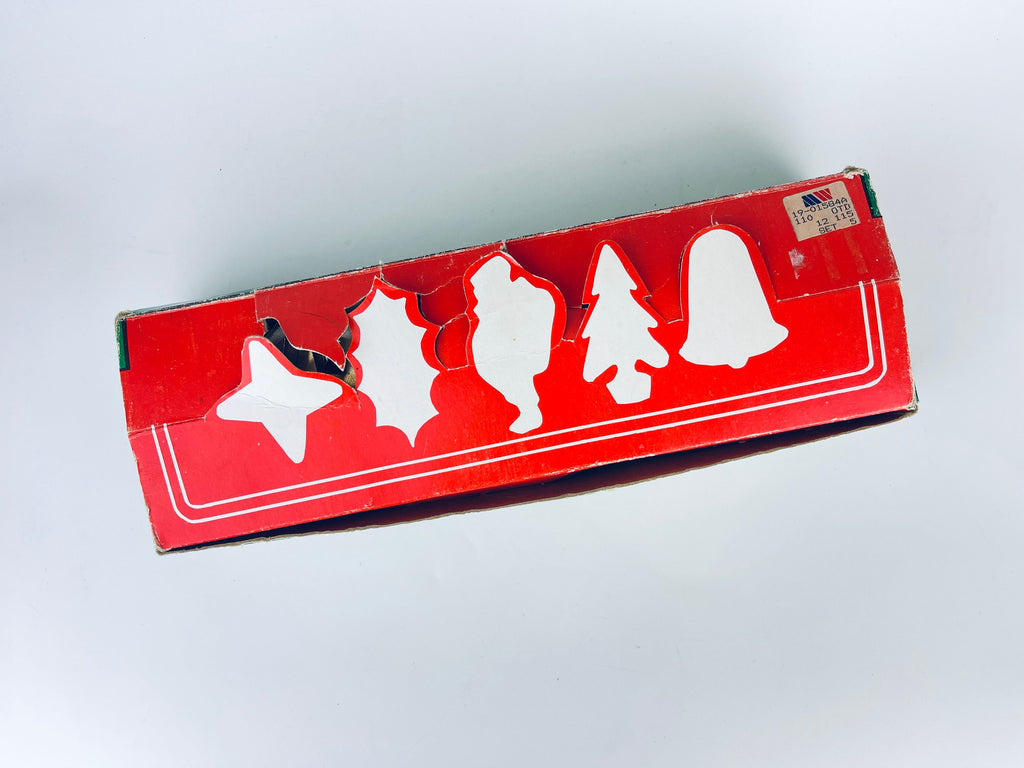 Product image for 'vintage christmas metal cookie sandwich cutters set of five 5 christmas baking gift' (view b64671)