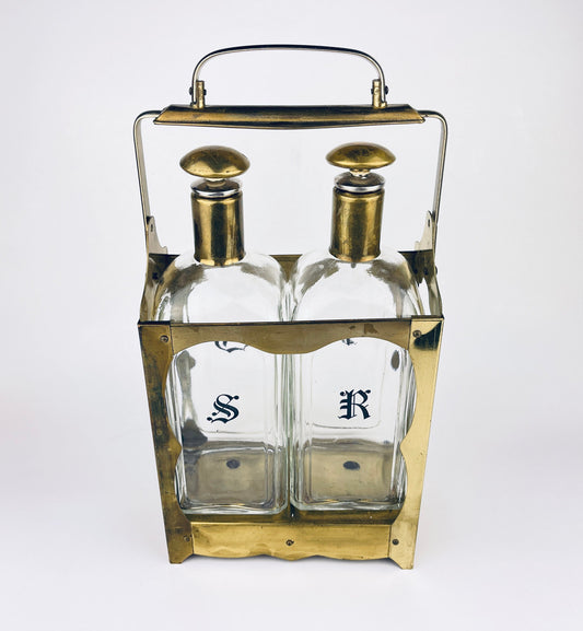 Product image for 'vintage musical tantalus liqueur decanter carrier set sherry rum bottles how dry i am attractive aged metal patina' (view f08170)