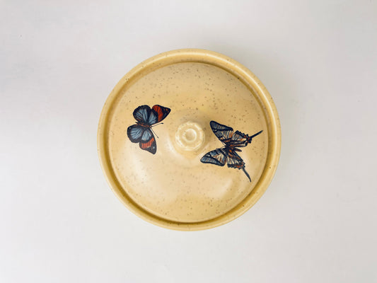 Product image for 'vintage treasure craft butterfly covered dish speckle pattern made in usa' (view 2bc8c0)