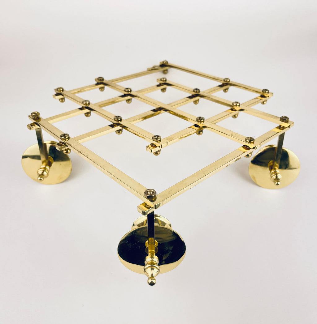 Product image for 'vintage wall mounted brass candlestick holders collapsible attractive aged patina' (view 35f194)