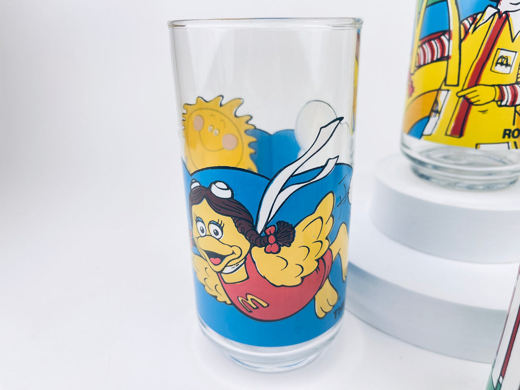 Product image for 'vintage mcdonalds canada glass tumblers grimace hamburglar birdie the early bird ronald mcdonald sold individually' (view 5024a8)
