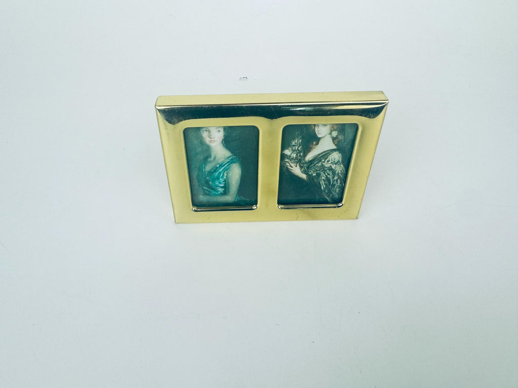 Product image for 'vintage solid brass tabletop duo picture frame made in korea' (view 57895e)