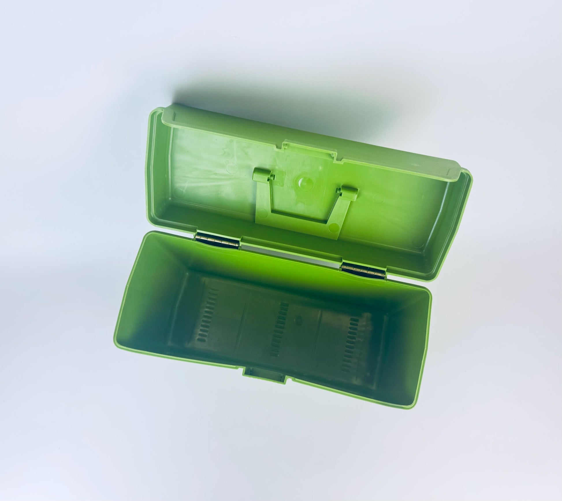 Product image for 'vintage sterling avocado green plastic letter file organizer' (view ed8a26)