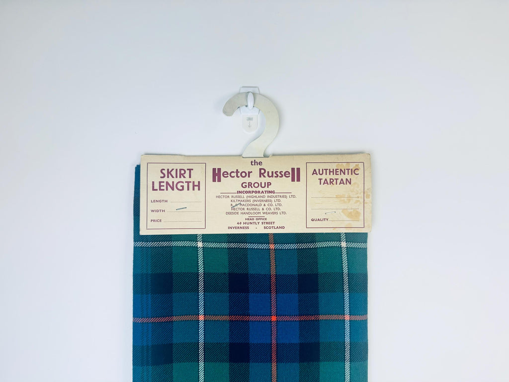 Product image for 'vintage authentic tartan plaid wool kilt fabric made in scotland the hector russell group' (view 9dbbd8)