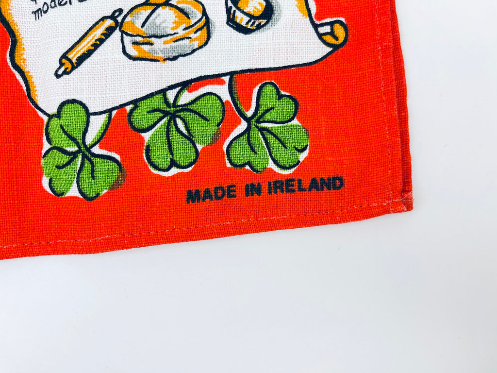Product image for 'vintage 1970s irish linen tea towel traditional recipes print made in ireland' (view e62956)