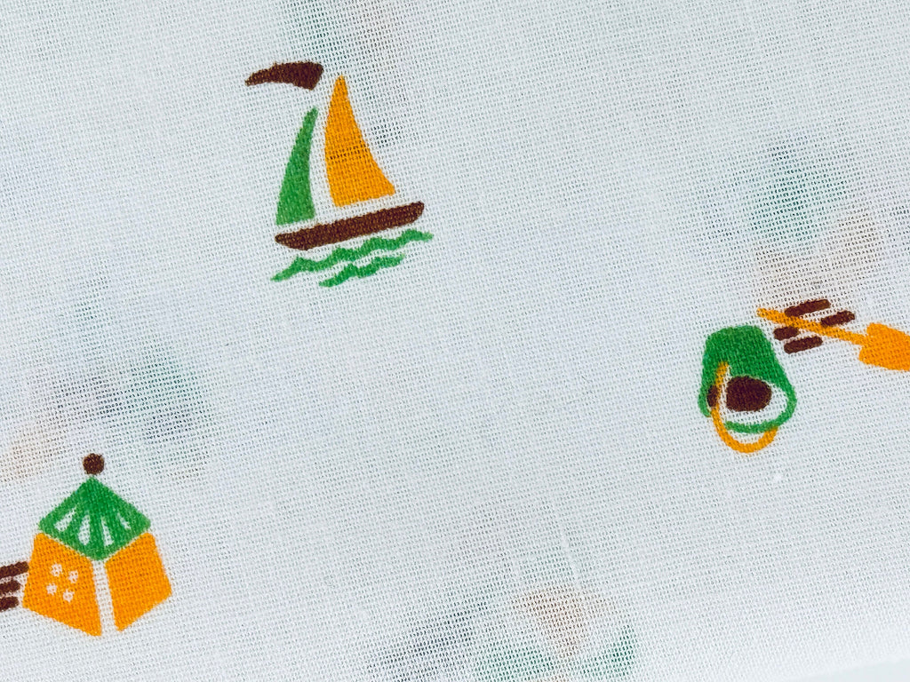 Product image for 'vintage white summer beach fabric sailboat beach ball design 44 x 45' (view c19779)