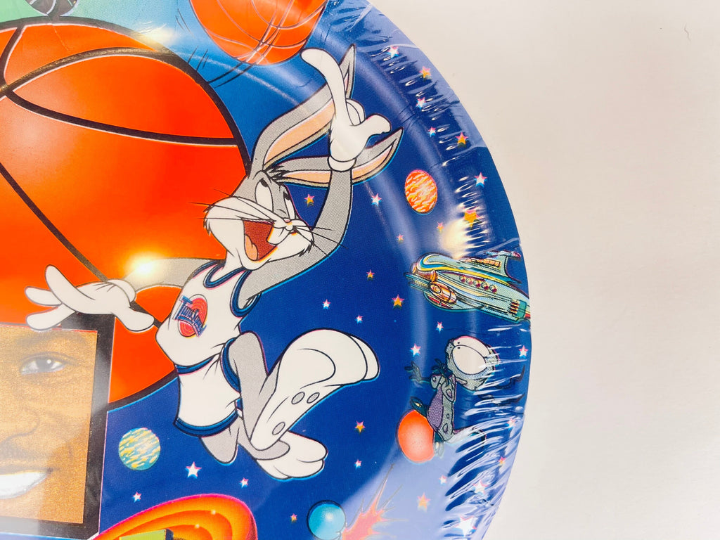 Product image for 'vintage space jam tune squad 7 dessert paper plates package of eight 8 new original sealed' (view cab94e)