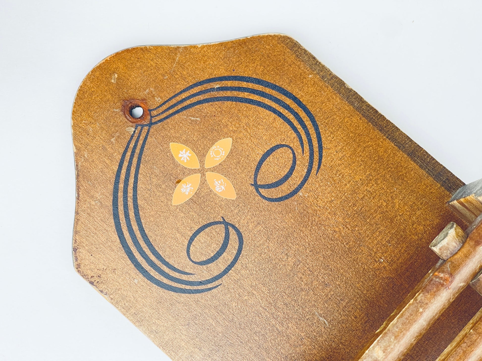 Product image for 'vintage hand carved japanese wall organizer folk art entryway shelf' (view 828042)