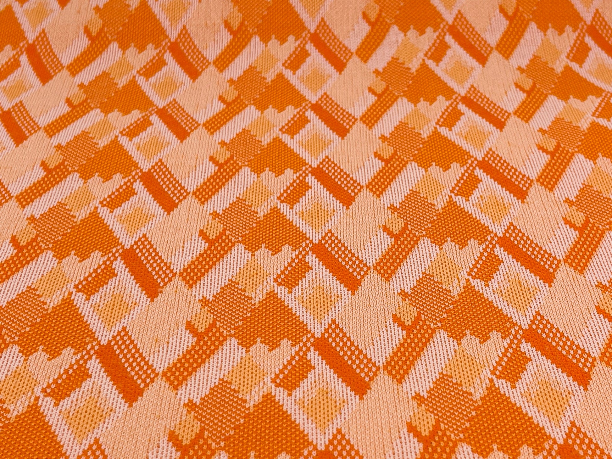 Product image for 'vintage orange white diamond polyester stretch fabric 45 x 62' (view 6ccb67)