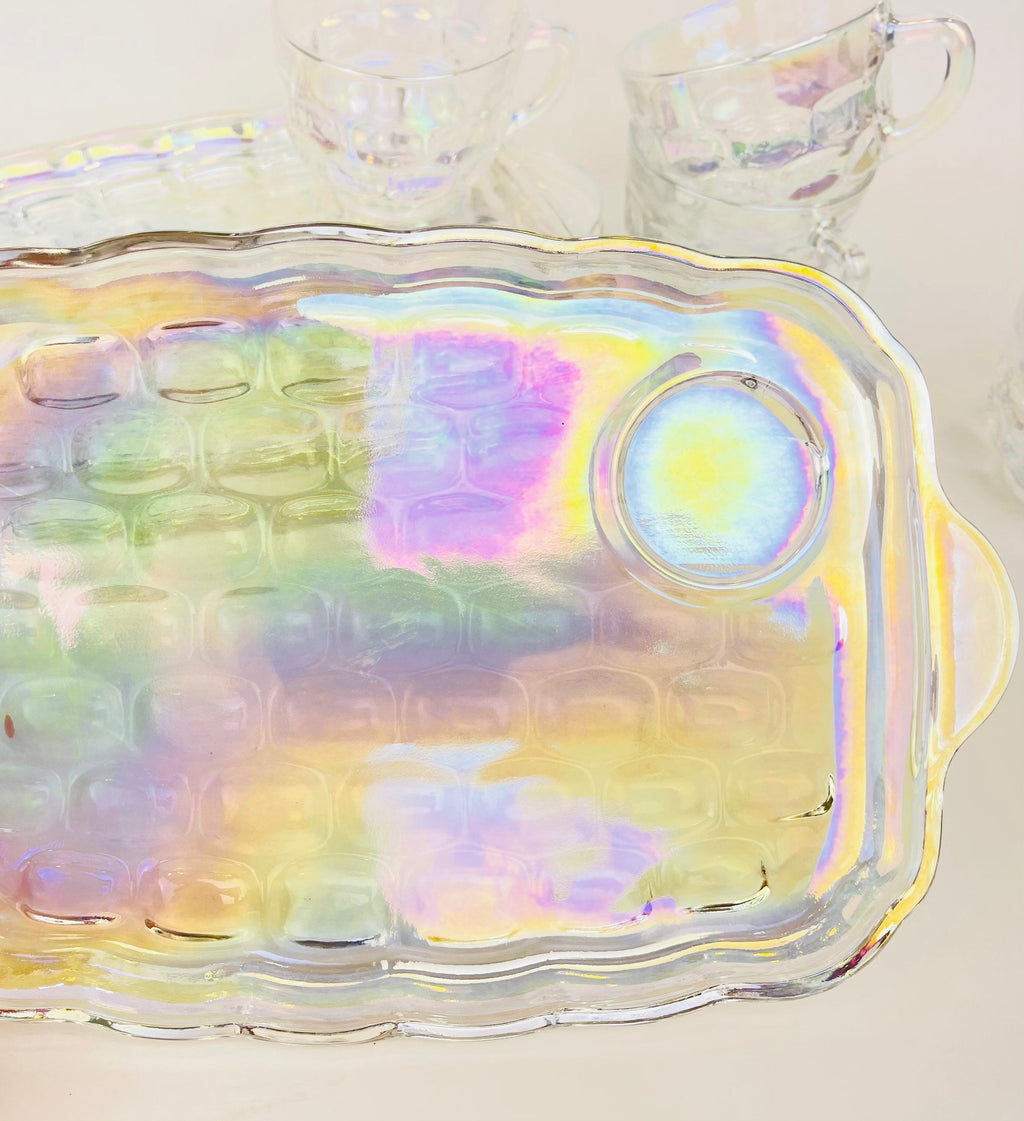 Product image for 'vintage federal glass iridescent rainbow carnival glass luncheon snack plate cup set of four 4' (view b6a4a8)