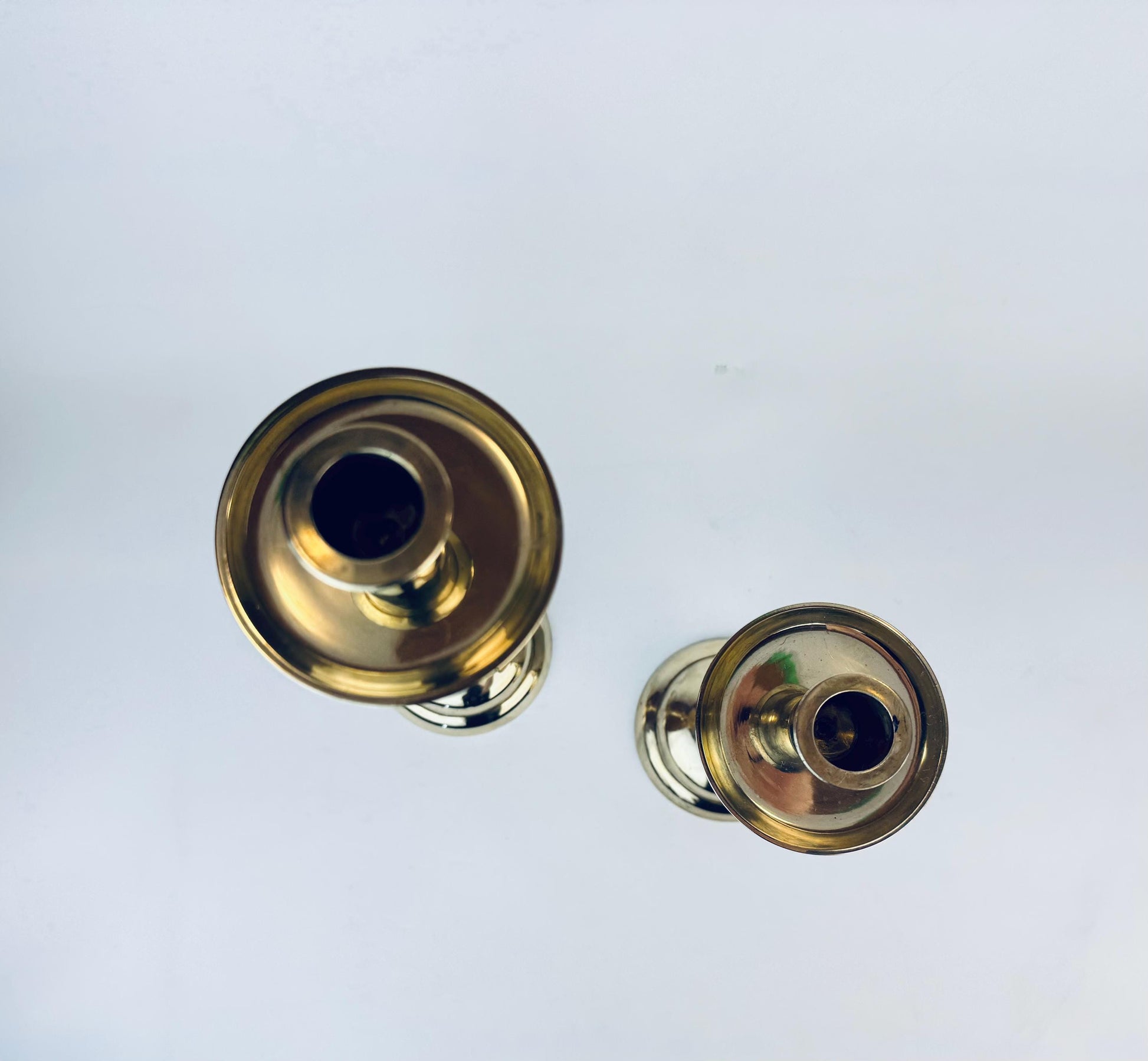 Product image for 'vintage brass candlestick holders art deco revival postmodern pair' (view 46b4f5)