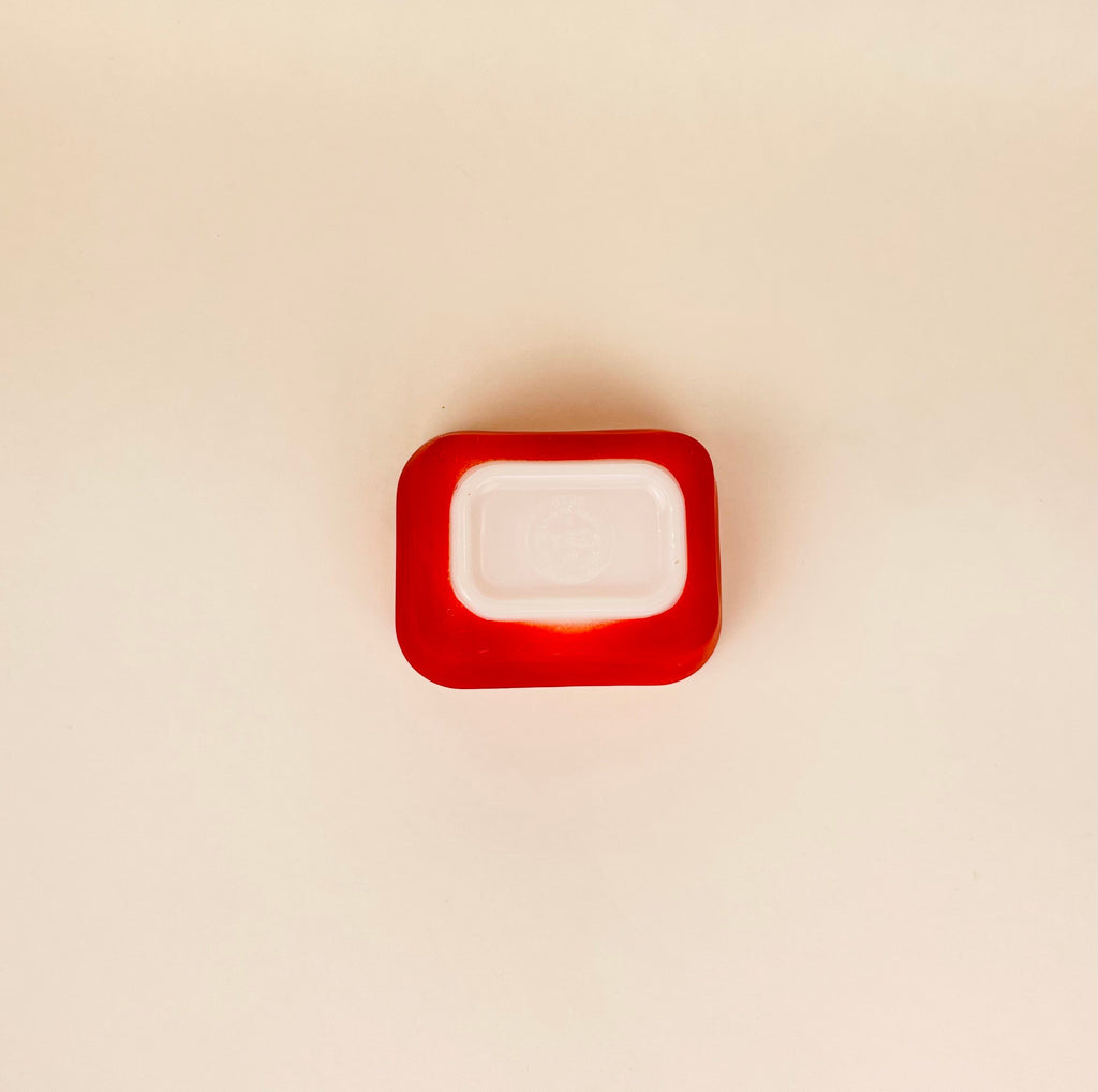 Product image for 'vintage small pyrex refrigerator fridgie dish primary red 501' (view 1f6ea2)