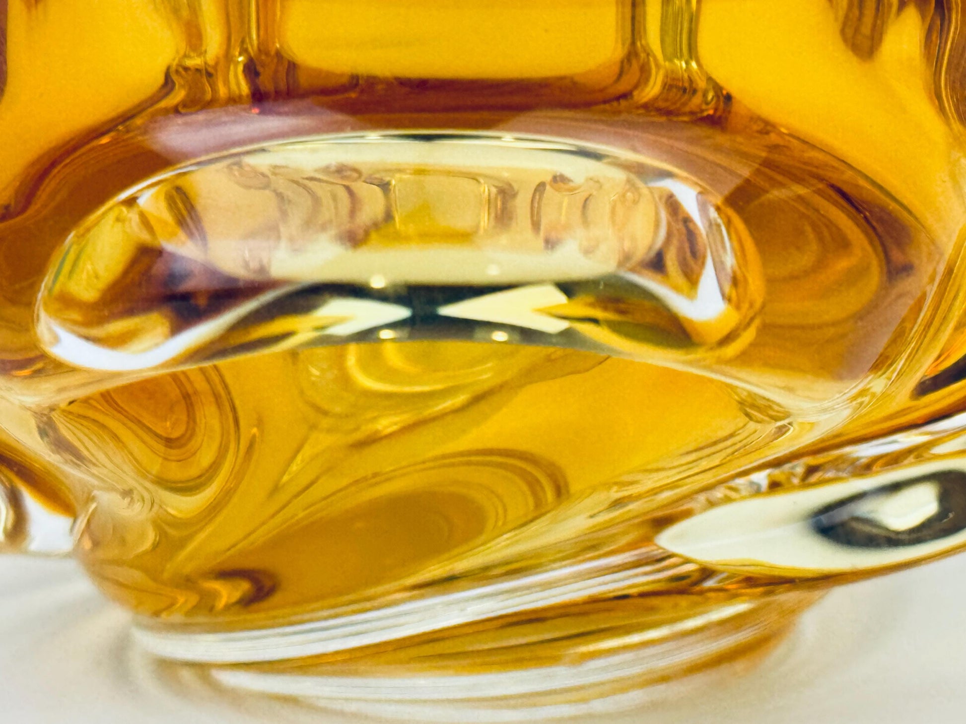 Product image for 'vintage amber chalet glass ashtray bowl made in canada' (view d445f9)