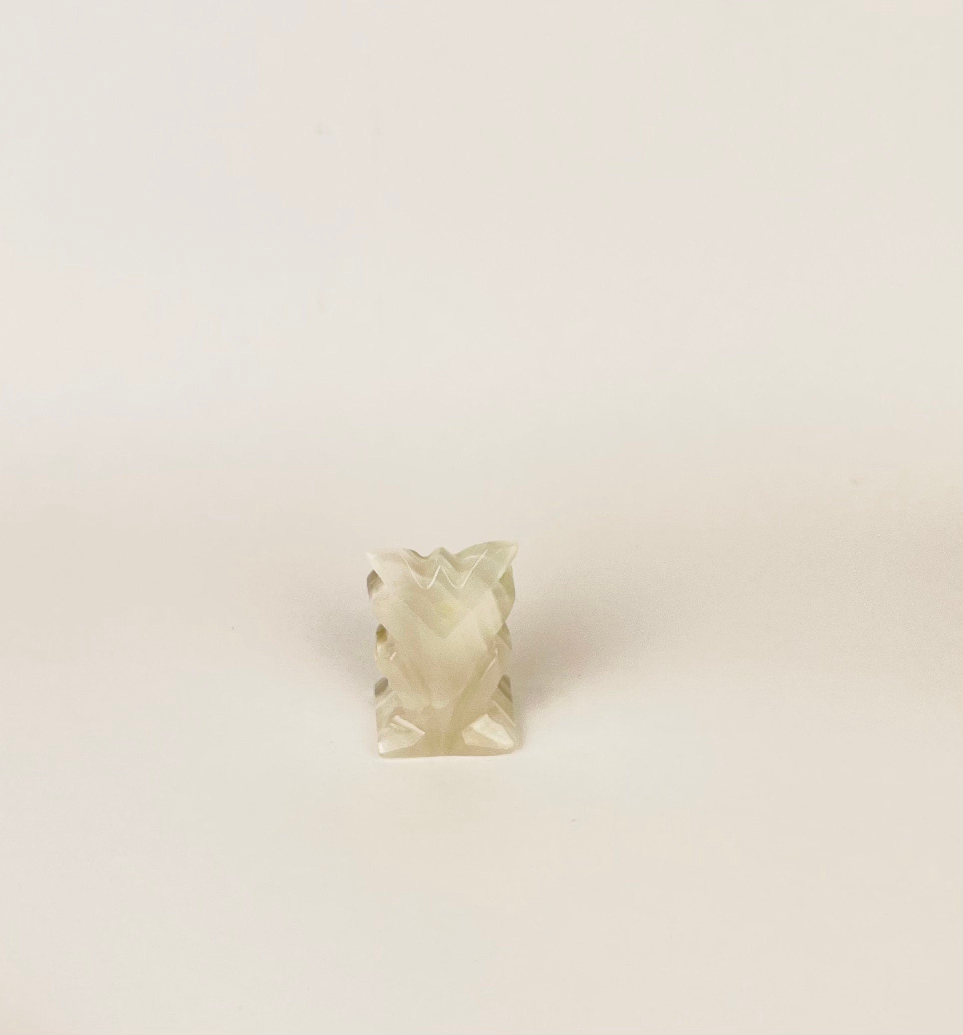 Product image for 'vintage hand carved onyx owl figurine mid century modern elegance' (view 5b5e16)