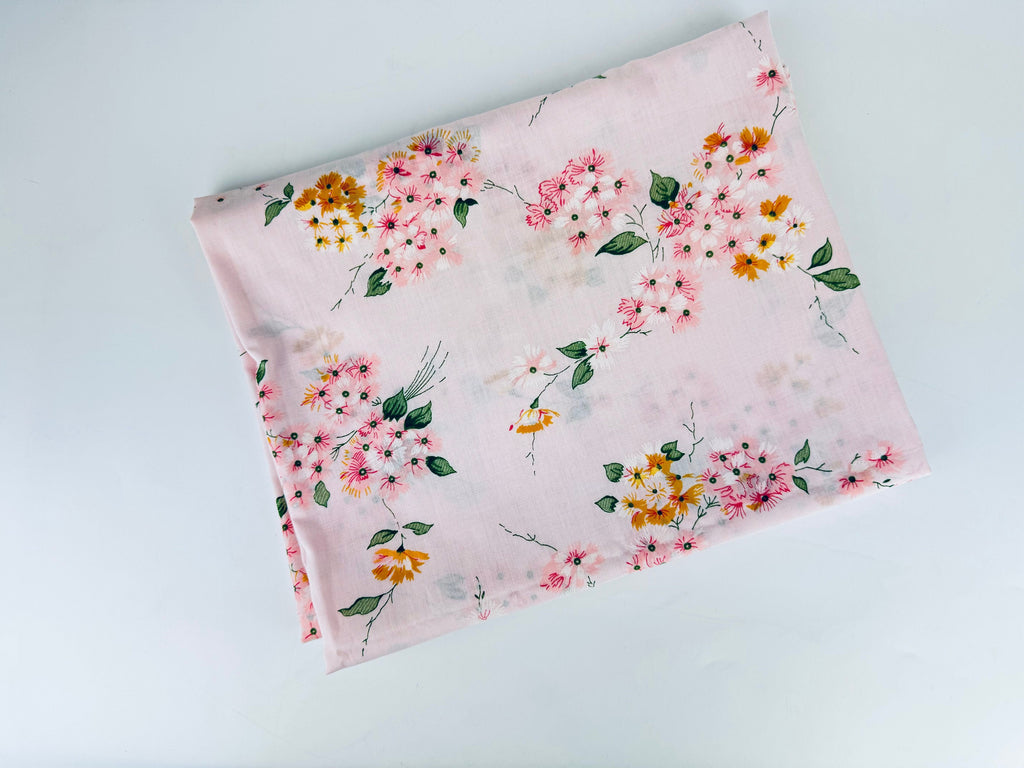 Product image for 'vintage light pink floral semi sheer cotton fabric 44 x 74' (view 00a134)